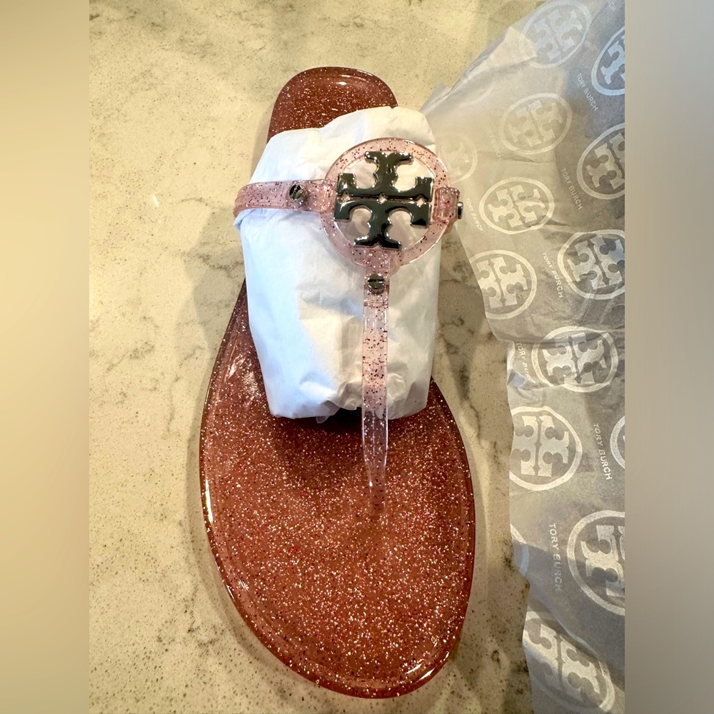 Brand new Tori Burch Mini Miller Flat Thong size 13
